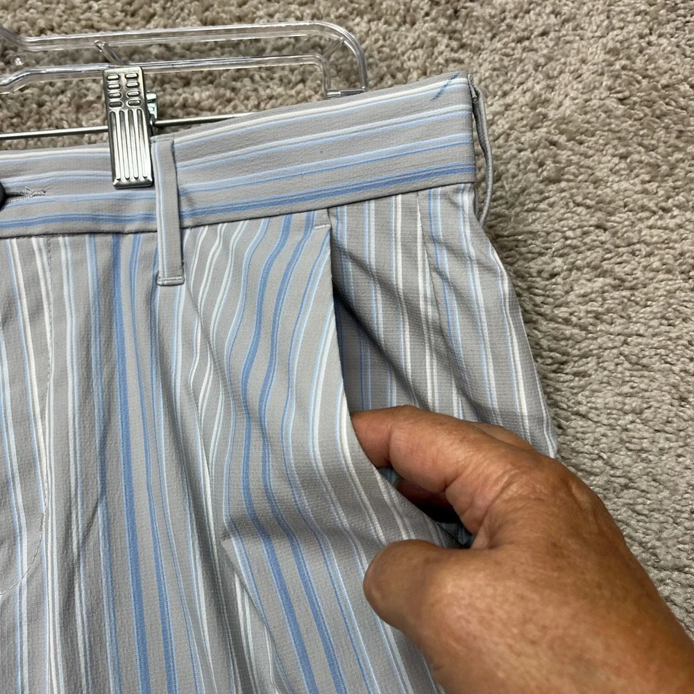 Tommy Bahama Boracay Shorts Mens 30 Gray Blue Striped Stretch Performance Marlin